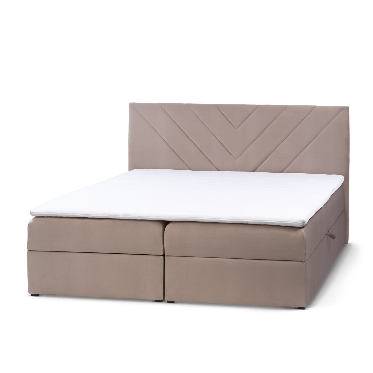 Lasy-kontinentalseng med topper i moderne stil – set fra en vinkel