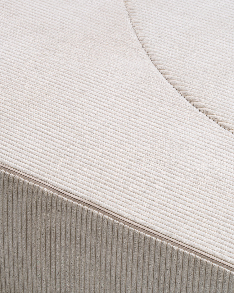 Lunaria-modulsofa i skum, 200 cm, med sovefunktion i japandi-stil – nærbillede af detaljer og tekstur