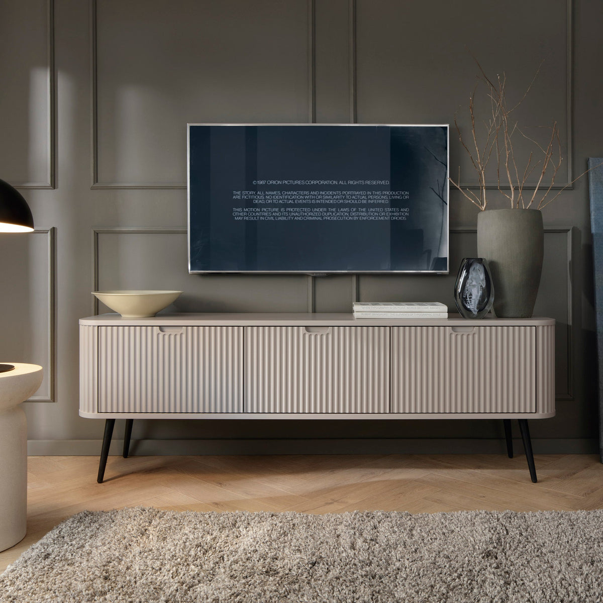 TV-bord til Eva-tv'et, 168x57 – billede 2