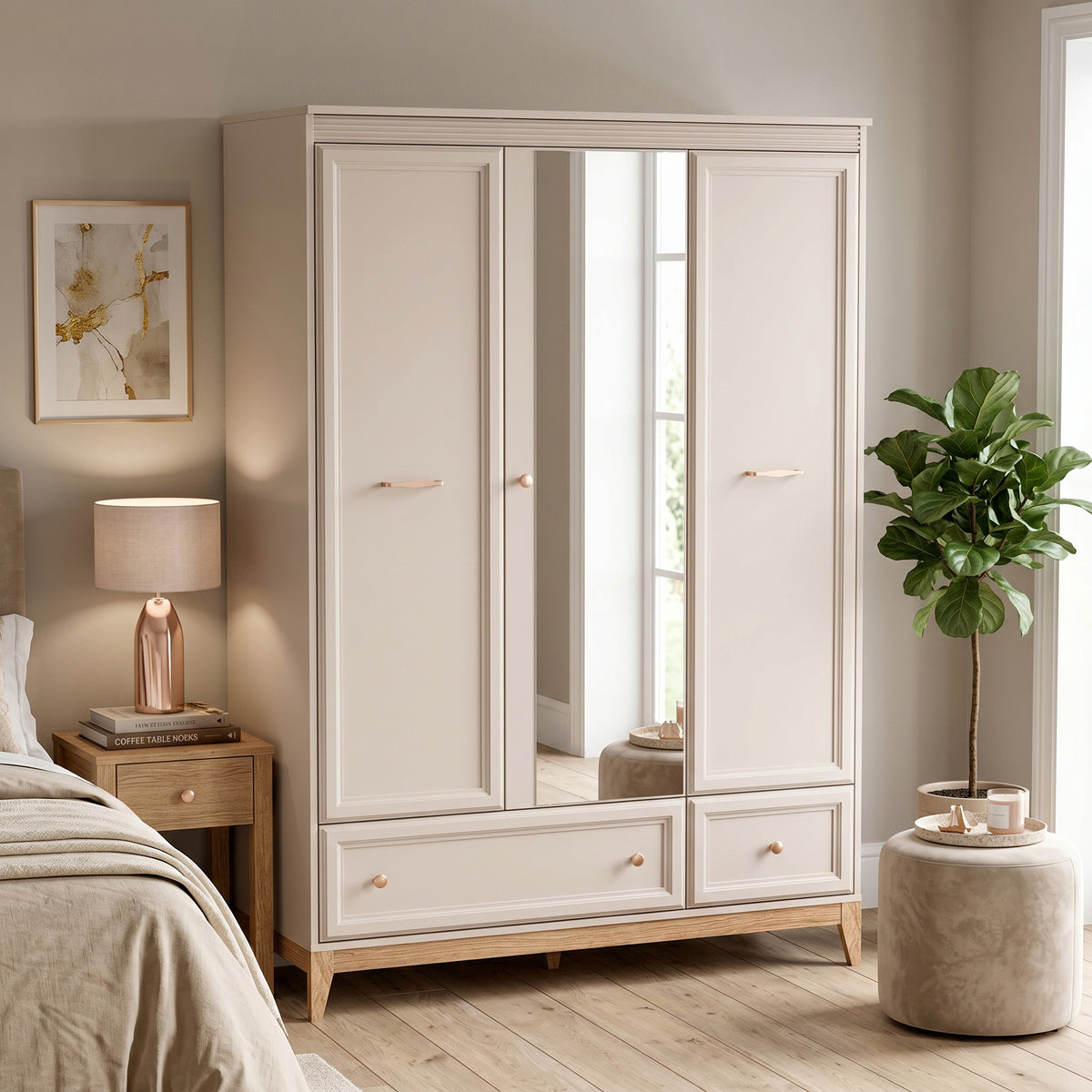 Serena-garderobeskab med spejl 136x193 med 3 døre i modern classic-stil – i indretningen