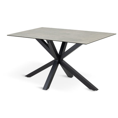 Spisebord 135x80 i moderne stil | Oryss, lys aske
