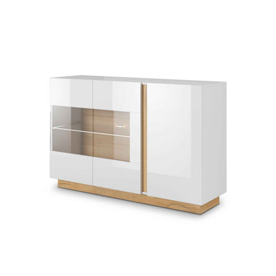 Armelia-kommode med vitrine, 138x91, i moderne stil – set fra en vinkel