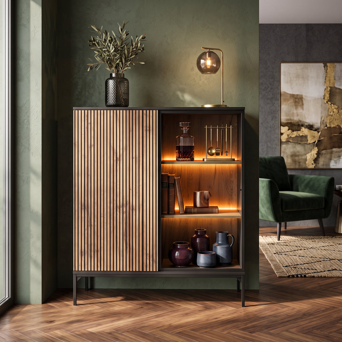 Lampy-kommode med låger og skuffe, 104x126, i loftstil – i indretningen