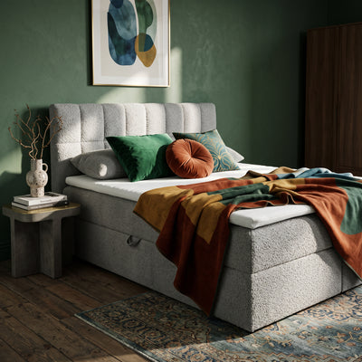 Bazy-kontinentalseng i størrelserne 140x200, 160x200 og 180x200 med opbevaringsrum i glamour-stil – i indretningen