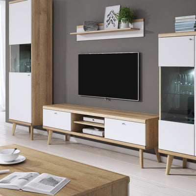 TV-bord til Lato 160x50 i skandinavisk stil – i indretningen