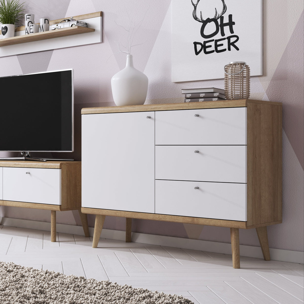 Lato-kommode 107x83 i skandinavisk stil – i indretningen