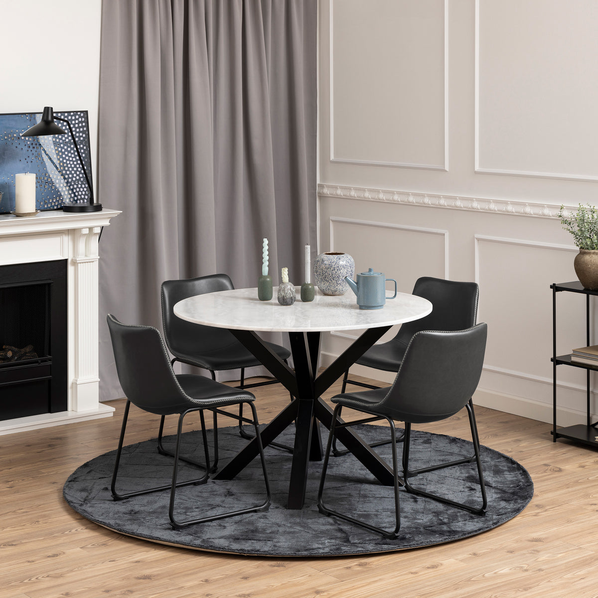 Det runde Morial-bord til stuen og spisestuen i elegant stil – i indretningen