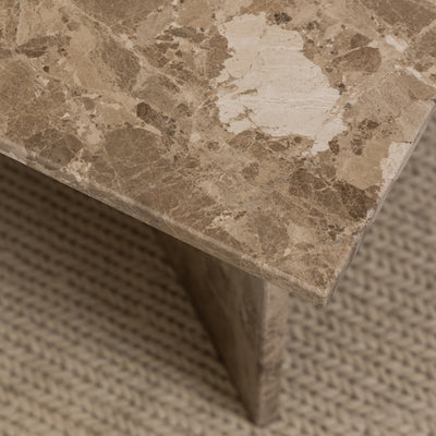 Plaris-sofabord 140x42 i elegant stil – i indretningen