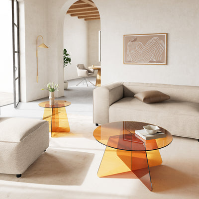 Det runde Aria Glass-sofabord til stuen med en diameter på 80 cm i moderne stil – i indretningen