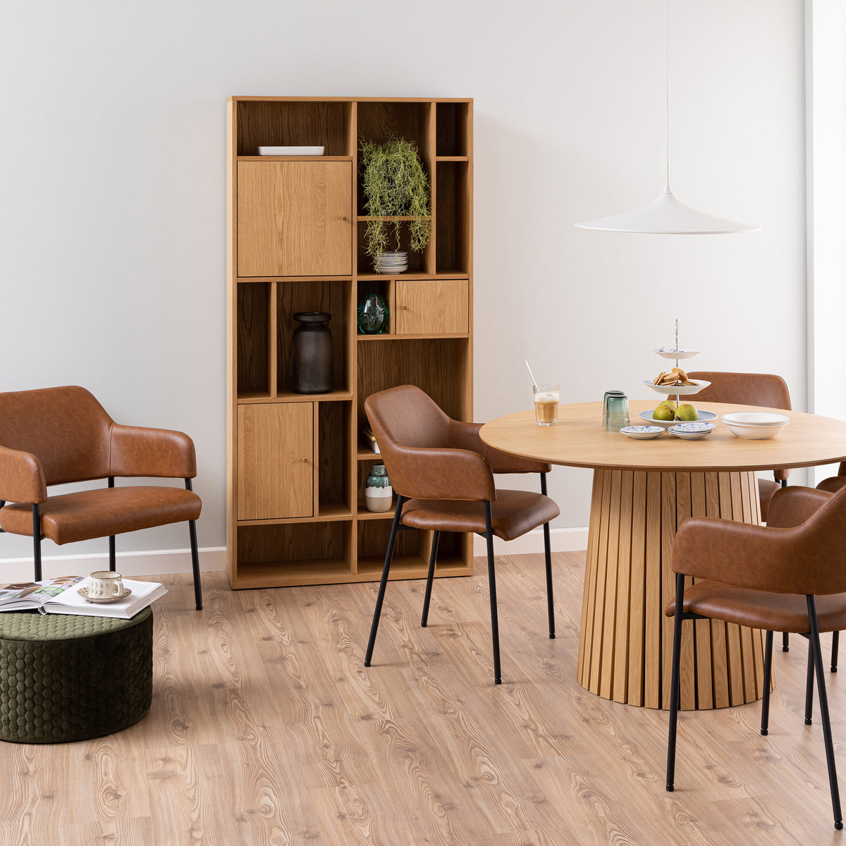 Asymo-reol til stuen, 90x180, i japandi-stil – i indretningen