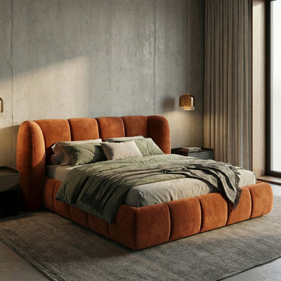 Ventara-polstret seng i størrelserne 140x200, 160x200 og 180x200, quiltet og med opbevaringsrum i soft modern-stil – i indretningen