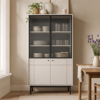 Sabi-vitrineskab til stuen, glasfront, 104 x 185 cm, i japandi-stil – i indretningen