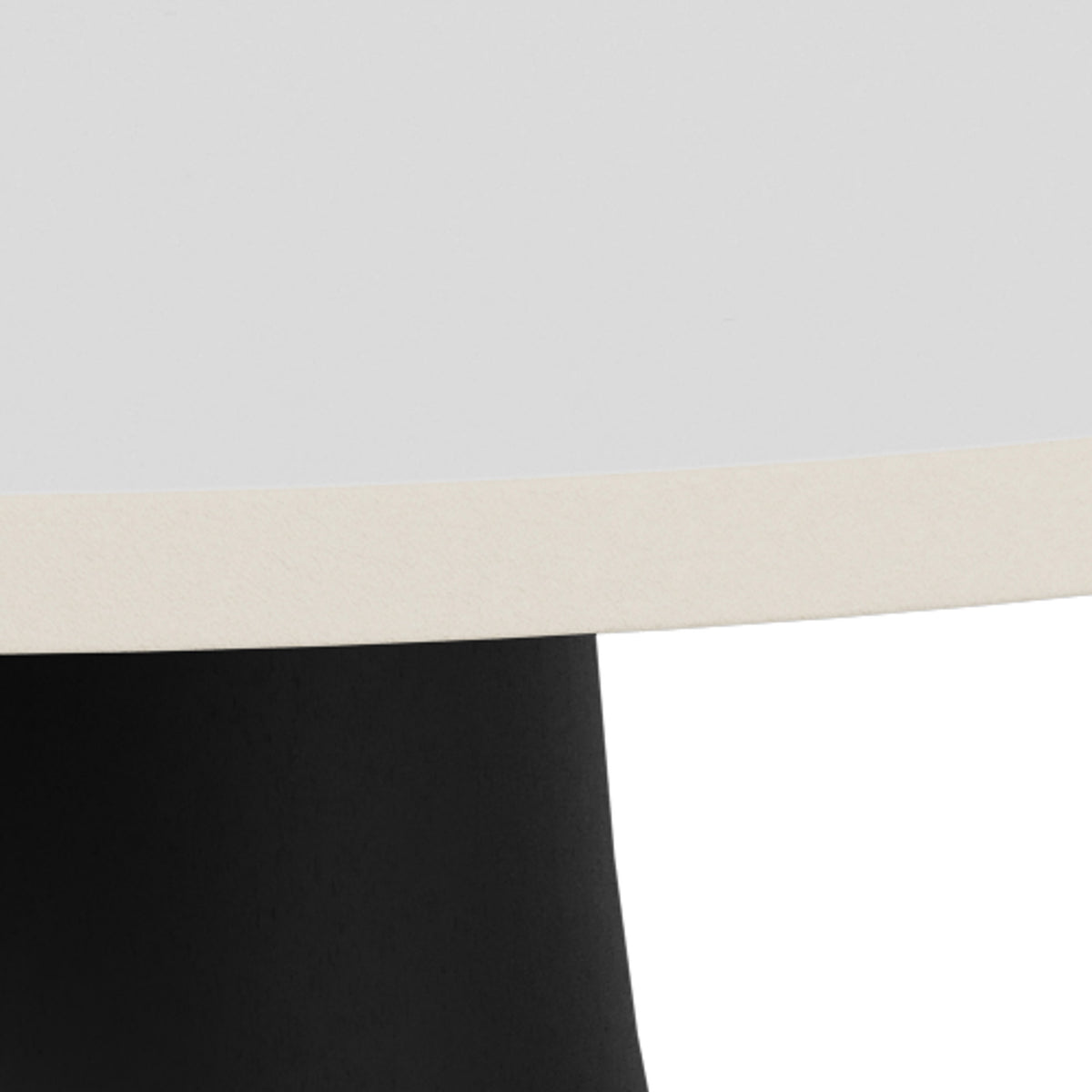 Det runde Fumor-sofabord med en diameter på 45 cm i moderne stil – nærbillede af detaljer og overflade
