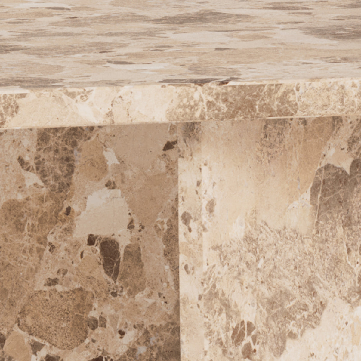 Plaris-sofabord 140x42 i elegant stil – nærbillede af detaljer og overflade