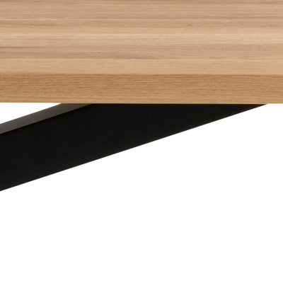 Oryss Oak-spisebord 220x76 i industriel stil – nærbillede af detaljer og struktur